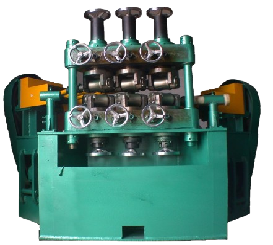 Offline straightening machine